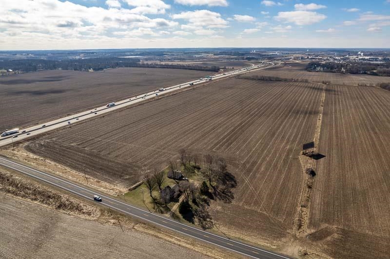 60-acres East Hart Road Beloit, WI 53511 - Photo 4 of 16