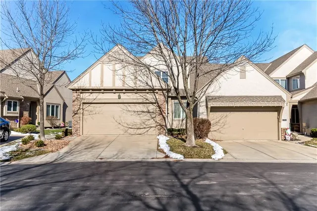$415,000 | 6306 West 145th Street, Overland Park, KS 66223