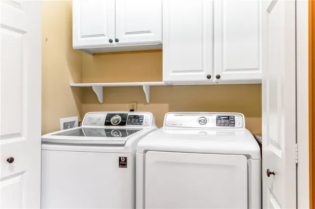 $415,000 | 6306 West 145th Street, Overland Park, KS 66223