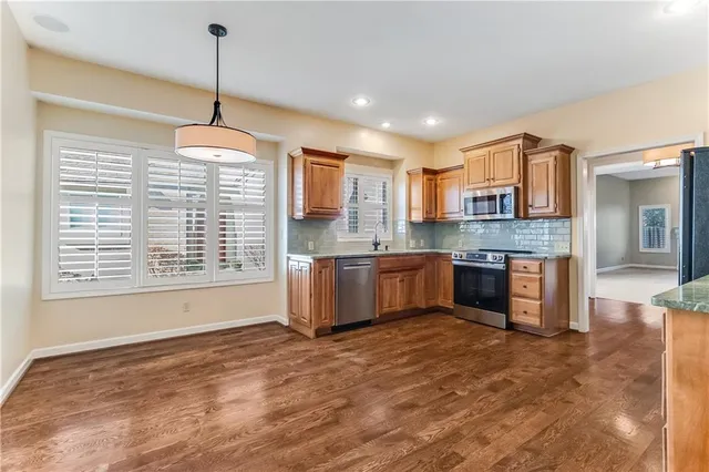 $415,000 | 6306 West 145th Street, Overland Park, KS 66223