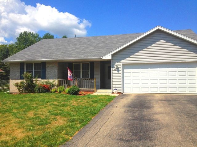 431 Garrison Drive, Lake Geneva, WI 53147