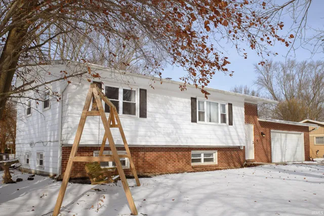 $229,900 | 905 Jeff Drive, Kokomo, IN 46901