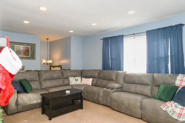 $229,900 | 905 Jeff Drive, Kokomo, IN 46901