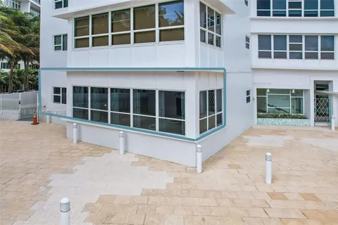 $1,095,000 | 4925 Collins Avenue, Unit 1A, Miami Beach, FL 33140