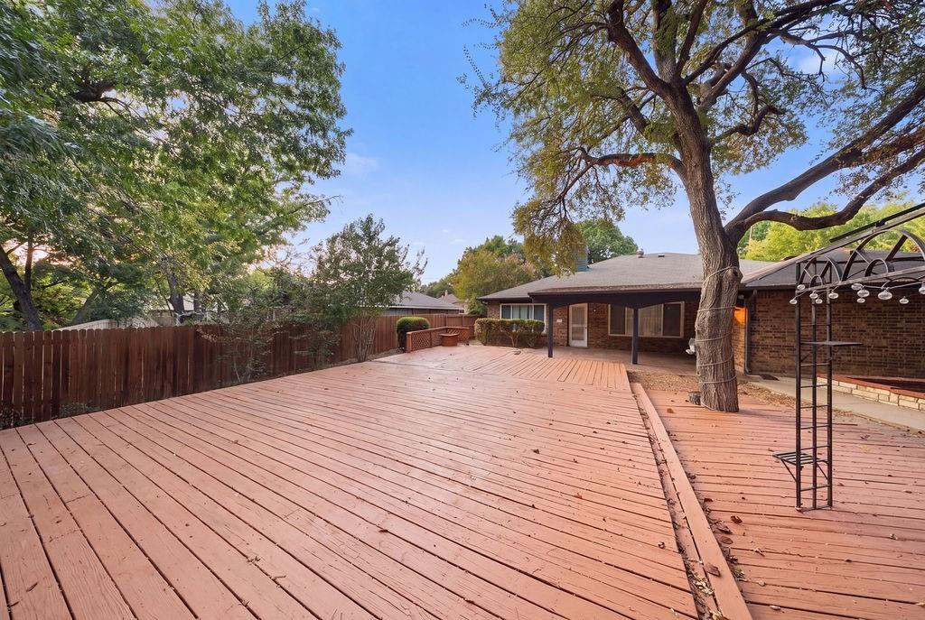 4952 Hollow Ridge Road Dallas, TX 75227 - Photo 28 of 32 Gallery Image 28