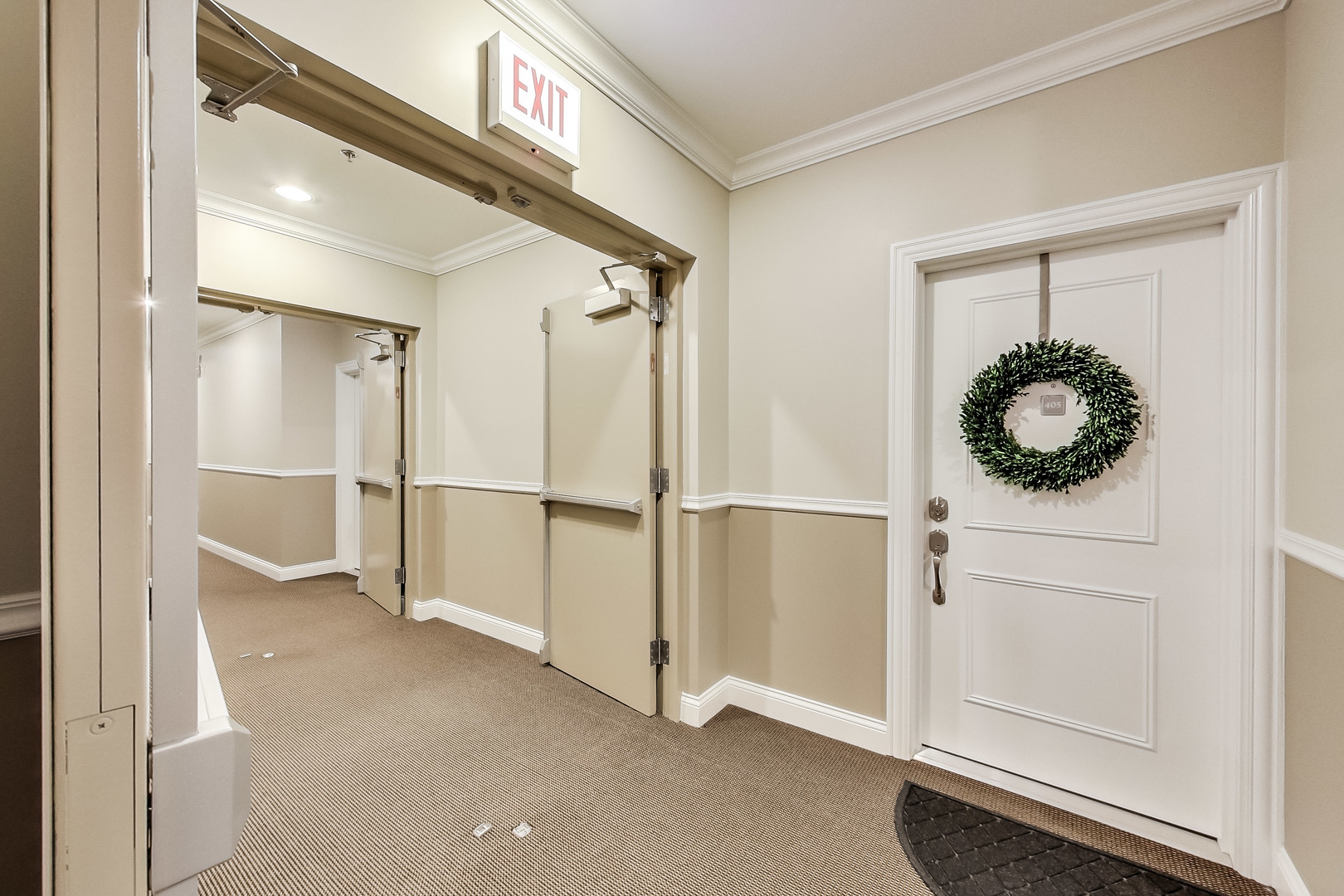 1247 West Madison Street, Unit 212 Chicago, IL 60607 - Photo 4 of 12 a view of empty room