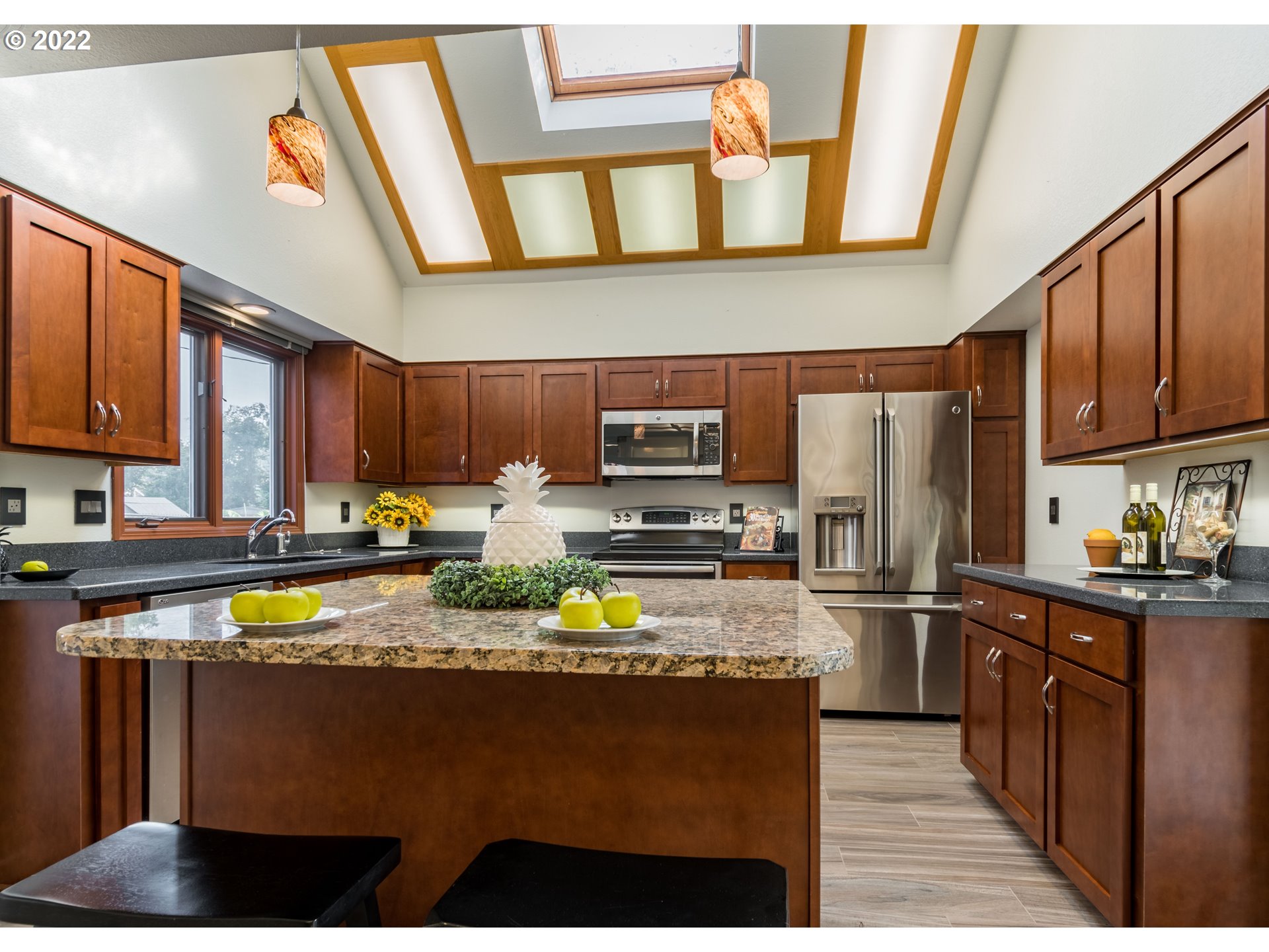 3705 Garden Avenue Springfield, OR 97478 - Photo 14 of 32 Kitchen