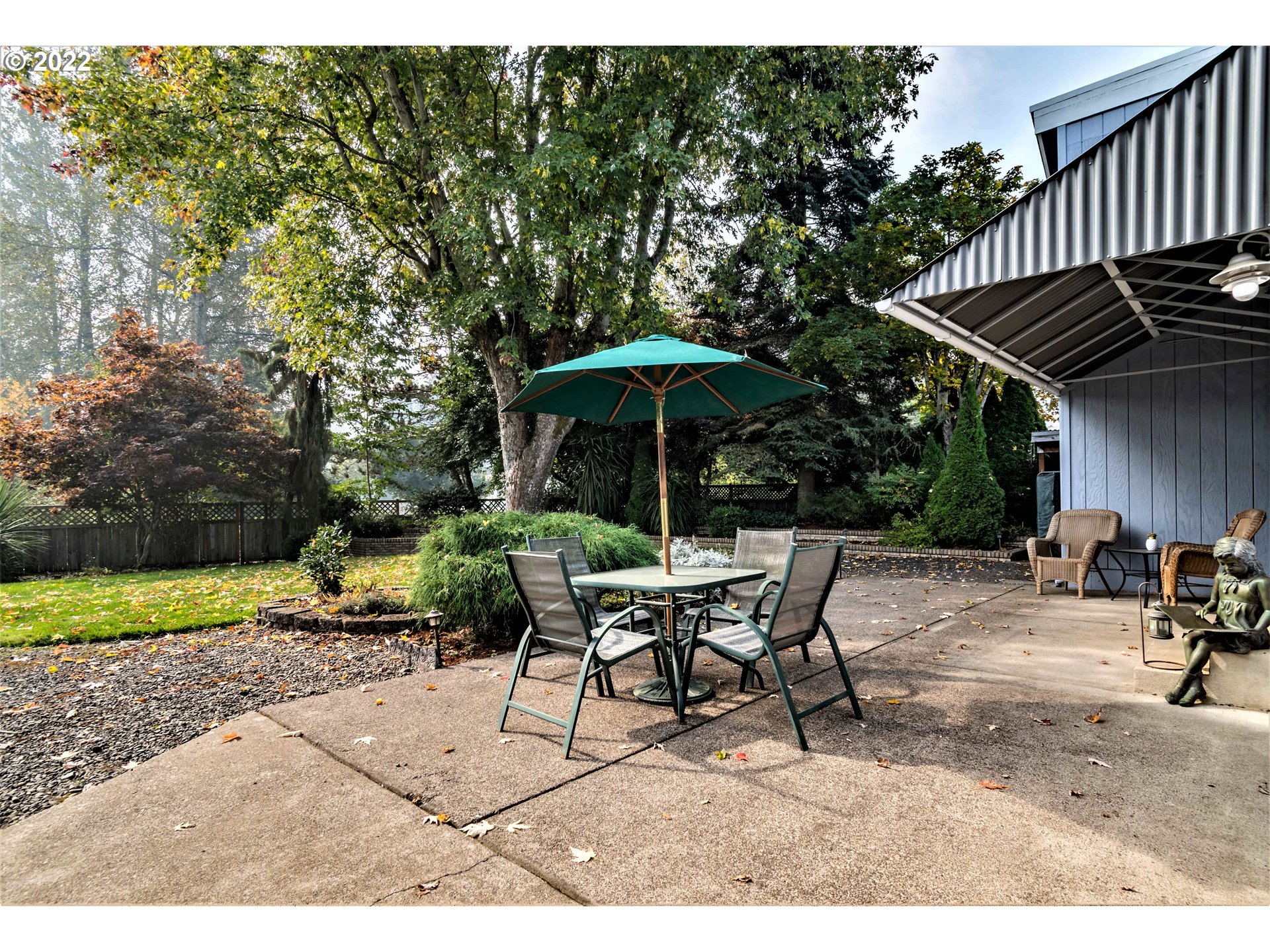 3705 Garden Avenue Springfield, OR 97478 - Photo 28 of 32 Yard