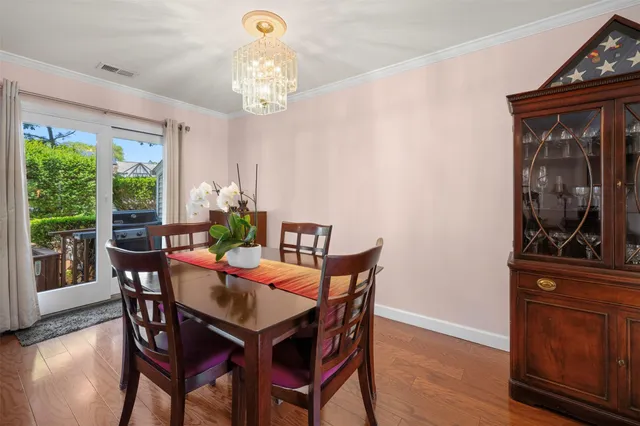 $635,000 | 100 Baker Court, Unit 36, Island Park, NY 11558