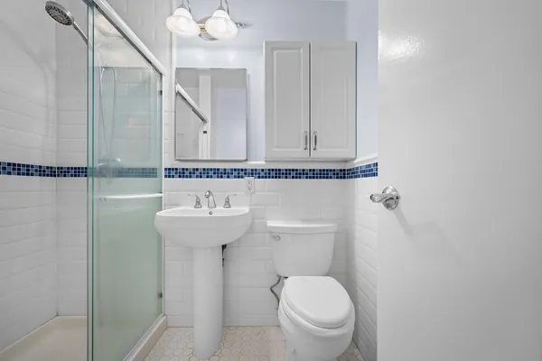 $635,000 | 100 Baker Court, Unit 36, Island Park, NY 11558