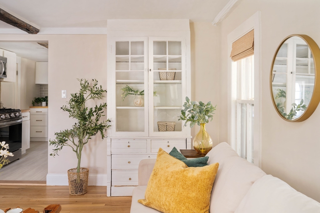 38 Great Road, Unit 4 Bedford, MA 01730 - Photo 13 of 36