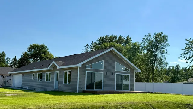$309,900 | 726 Dandrew Lane, Detroit Lakes, MN 56501