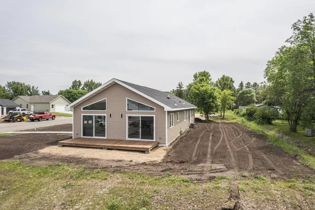 $309,900 | 726 Dandrew Lane, Detroit Lakes, MN 56501