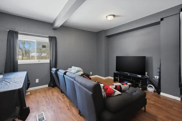 $237,500 | 1773 East 158th Street, South Holland, IL 60473