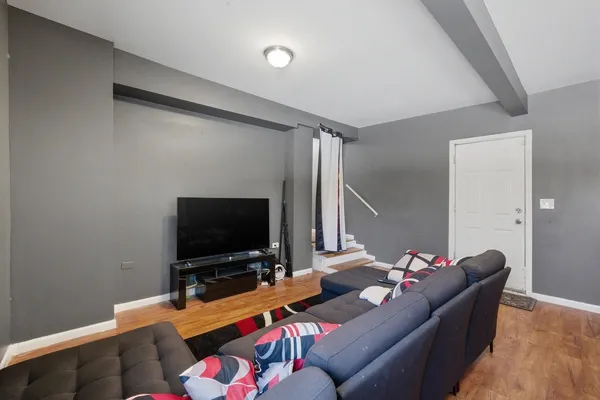 $237,500 | 1773 East 158th Street, South Holland, IL 60473