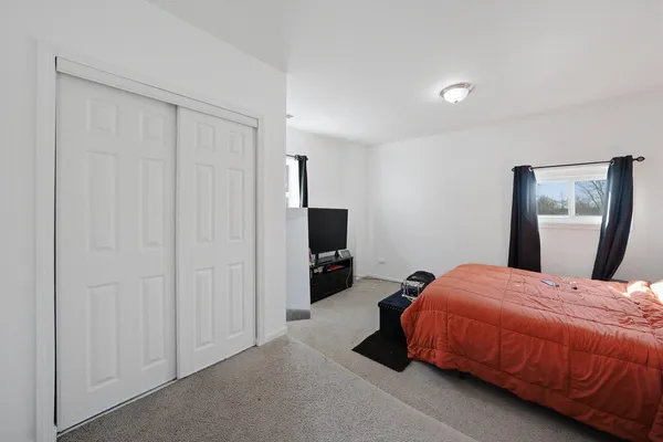 $237,500 | 1773 East 158th Street, South Holland, IL 60473