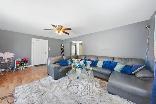 $237,500 | 1773 East 158th Street, South Holland, IL 60473