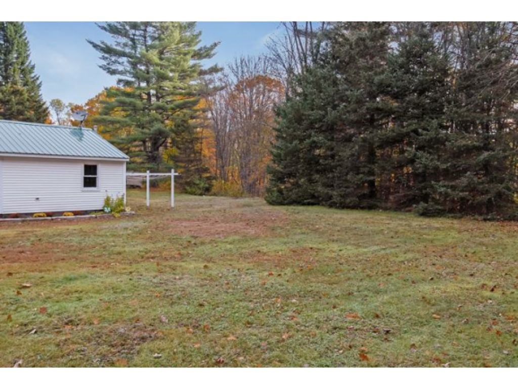 62 Bigelow Road Lebanon, ME 04027 - Photo 5 of 9 Gallery Image 5