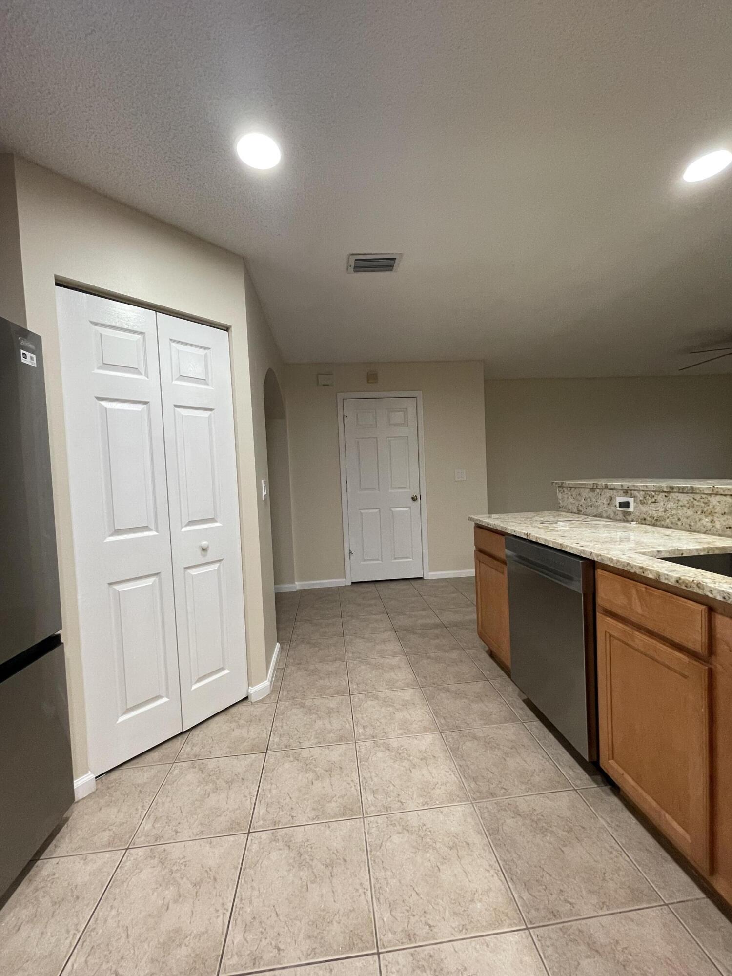 1146 Imperial Lake Road Lake Belvedere Estates, FL 33413 - Photo 4 of 20