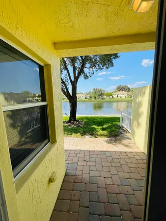 $2,600 | 1146 Imperial Lake Road, Lake Belvedere Estates, FL 33413