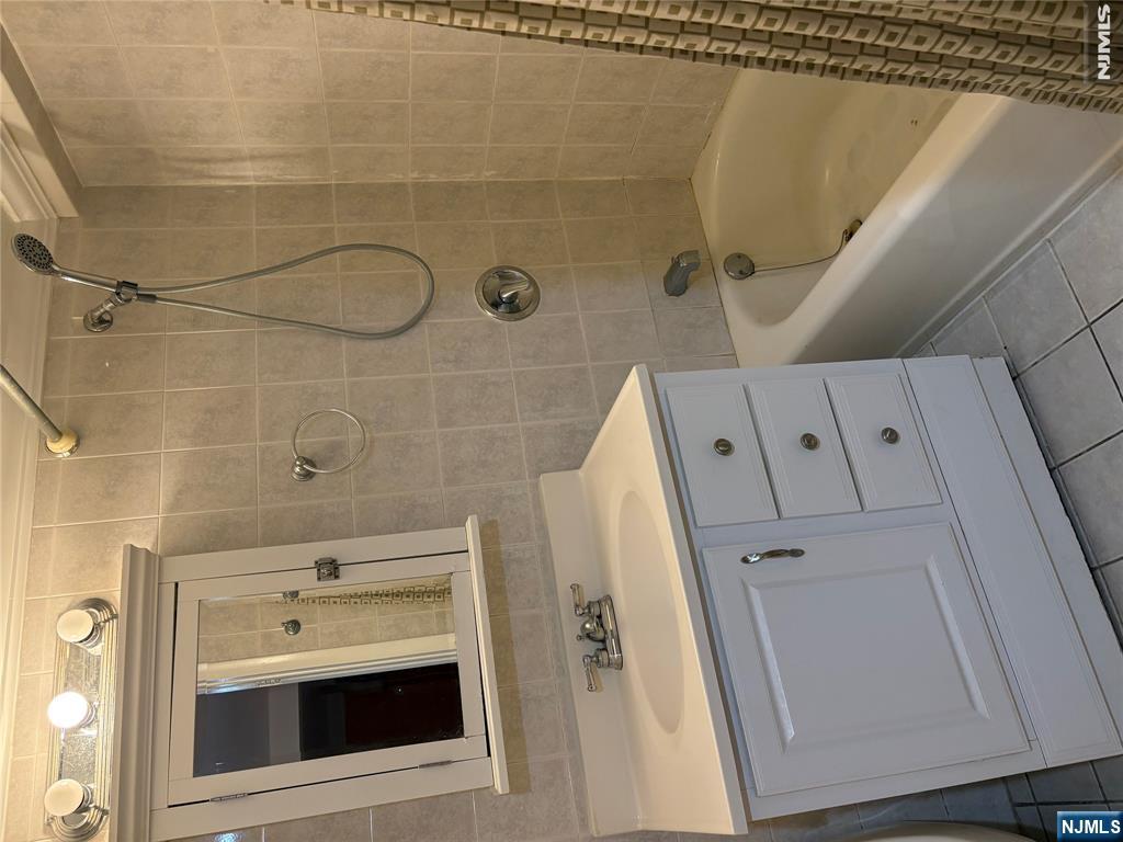 35 Knickerbocker Road Closter, NJ 07624 - Photo 9 of 11