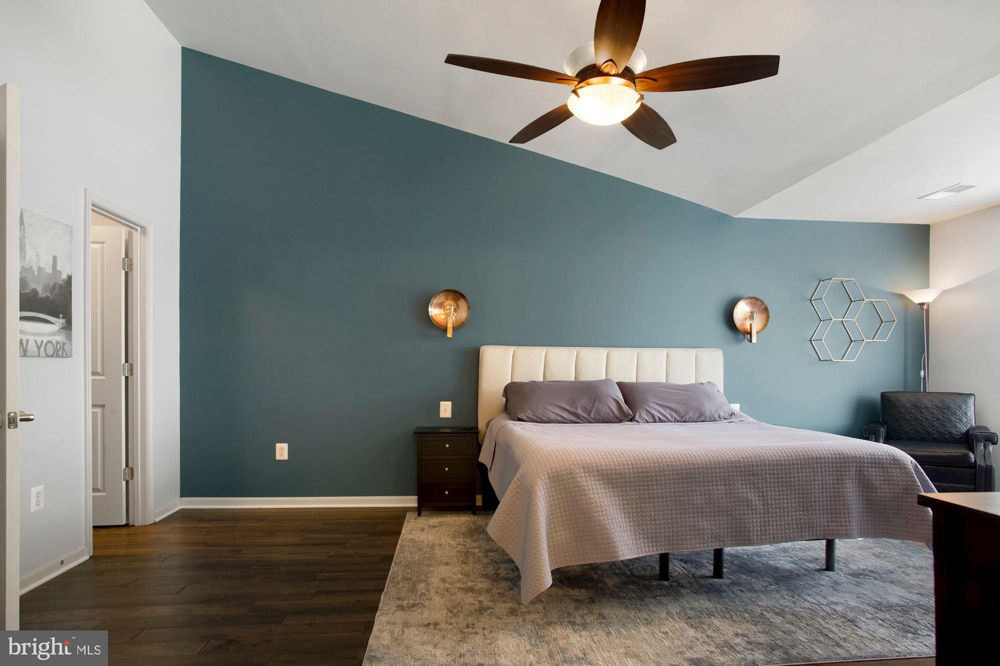 7363 Stream Bluff Way Springfield, VA 22153 - Photo 3 of 3 Gallery Image 3