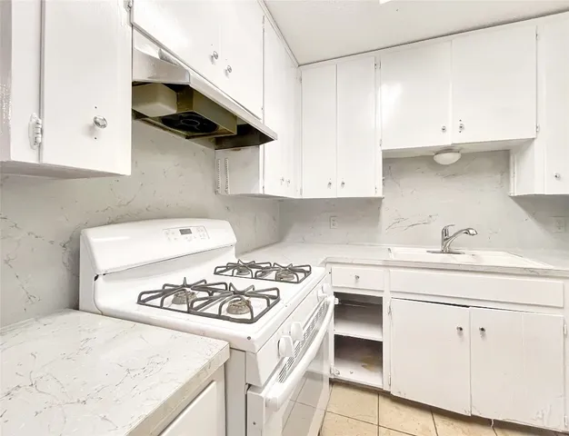 $439,000 | 2502 Cecil Drive, Austin, TX 78744