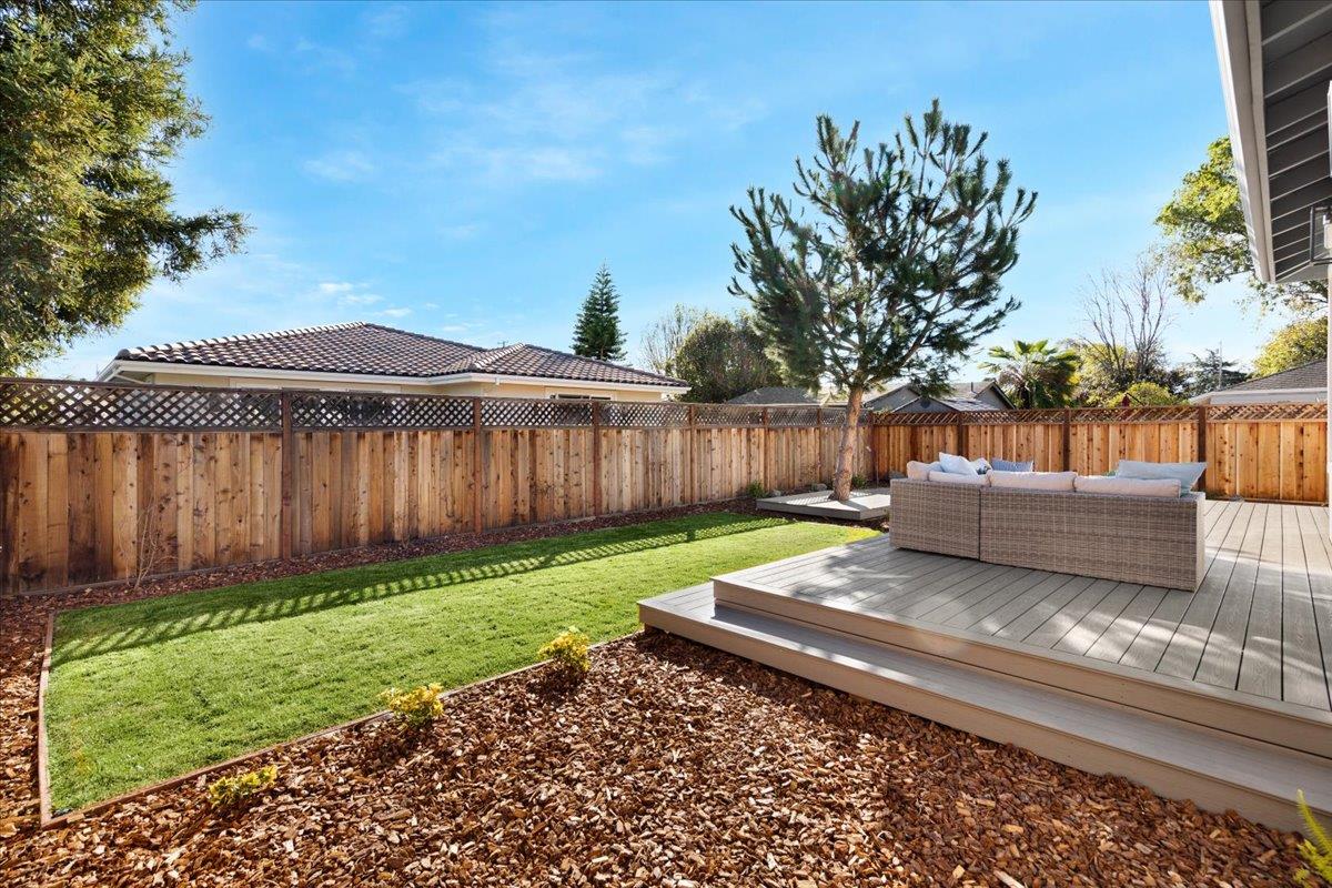 1472 South Wolfe Road Sunnyvale, CA 94087 - Photo 46 of 47 a view of a backyard with a garden