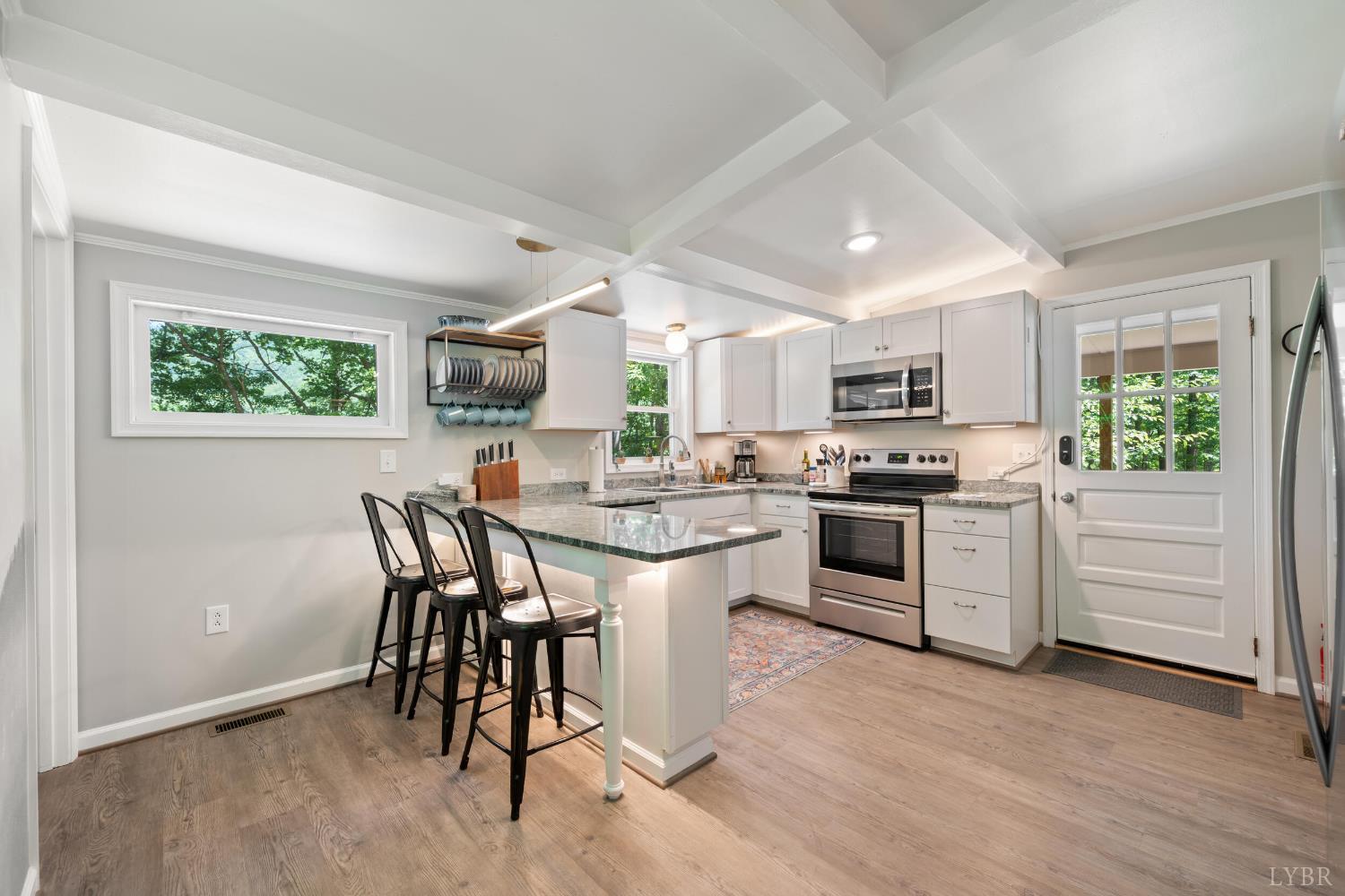 892 Franklin Creek Road Amherst, VA 24521 - Photo 4 of 30