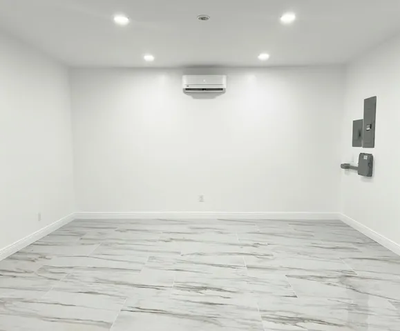 $929,999 | 21992 Blazing Trail, New Caney, TX 77357