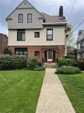 $950 | 5917 Walnut Street, Unit 1, Pittsburgh, PA 15232