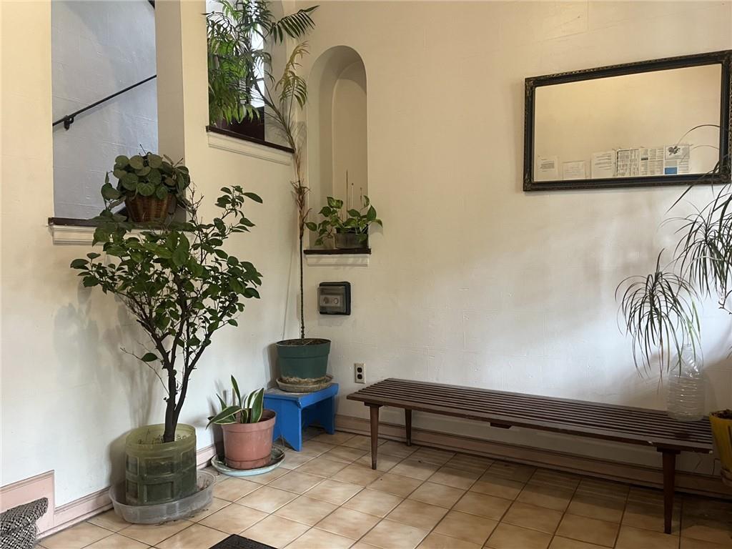 5917 Walnut Street, Unit 1 Pittsburgh, PA 15232 - Photo 4 of 16