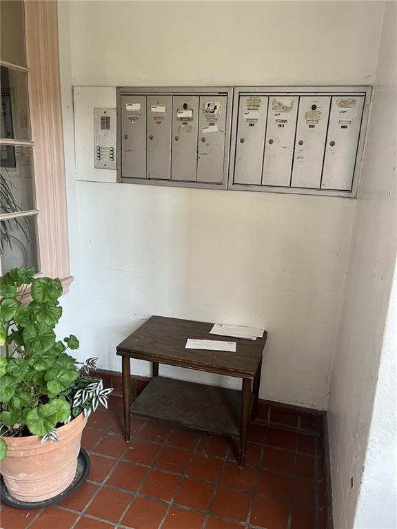 5917 Walnut Street, Unit 1 Pittsburgh, PA 15232 - Photo 7 of 16