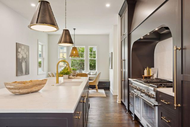 $3,395,000 | 4717 Meadow Road, Edina, MN 55424