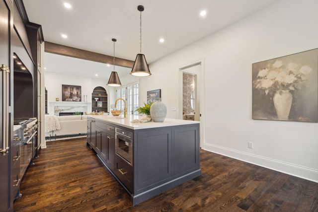 $3,395,000 | 4717 Meadow Road, Edina, MN 55424