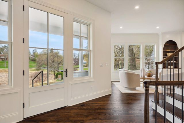 $3,395,000 | 4717 Meadow Road, Edina, MN 55424