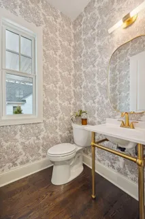 $3,395,000 | 4717 Meadow Road, Edina, MN 55424