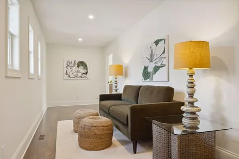 $3,395,000 | 4717 Meadow Road, Edina, MN 55424