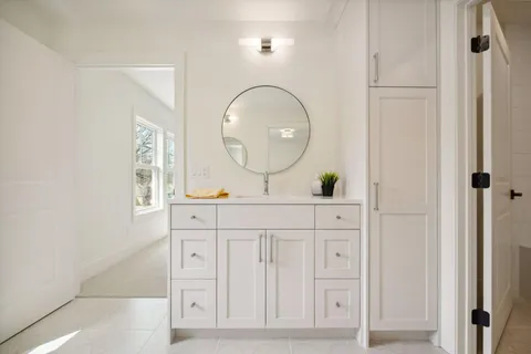 $3,395,000 | 4717 Meadow Road, Edina, MN 55424