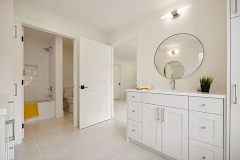 $3,395,000 | 4717 Meadow Road, Edina, MN 55424