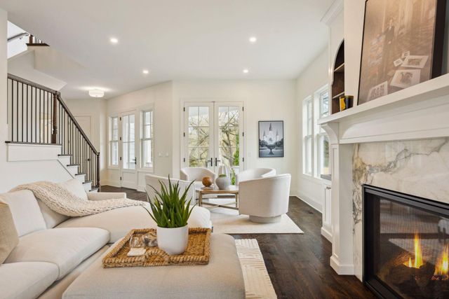 $3,395,000 | 4717 Meadow Road, Edina, MN 55424