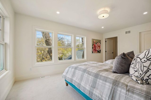 $3,395,000 | 4717 Meadow Road, Edina, MN 55424