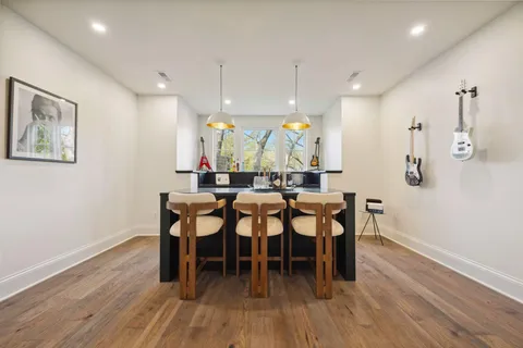 $3,395,000 | 4717 Meadow Road, Edina, MN 55424