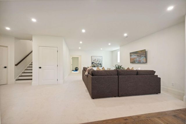 $3,395,000 | 4717 Meadow Road, Edina, MN 55424