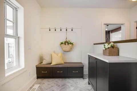 $3,395,000 | 4717 Meadow Road, Edina, MN 55424