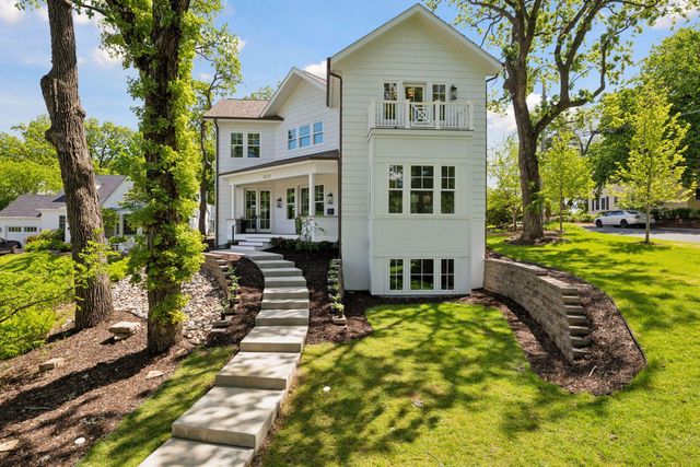 $3,395,000 | 4717 Meadow Road, Edina, MN 55424