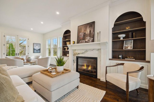 $3,395,000 | 4717 Meadow Road, Edina, MN 55424