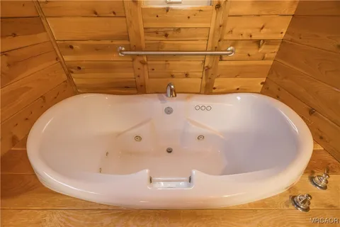 a bathroom with a tub