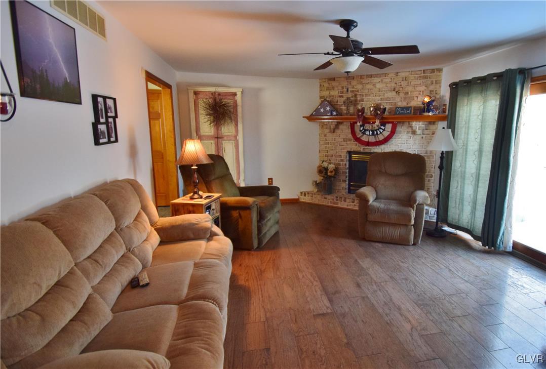 193 Golf Course Road Saylorsburg, PA 18353 - Photo 8 of 14 Gallery Image 8