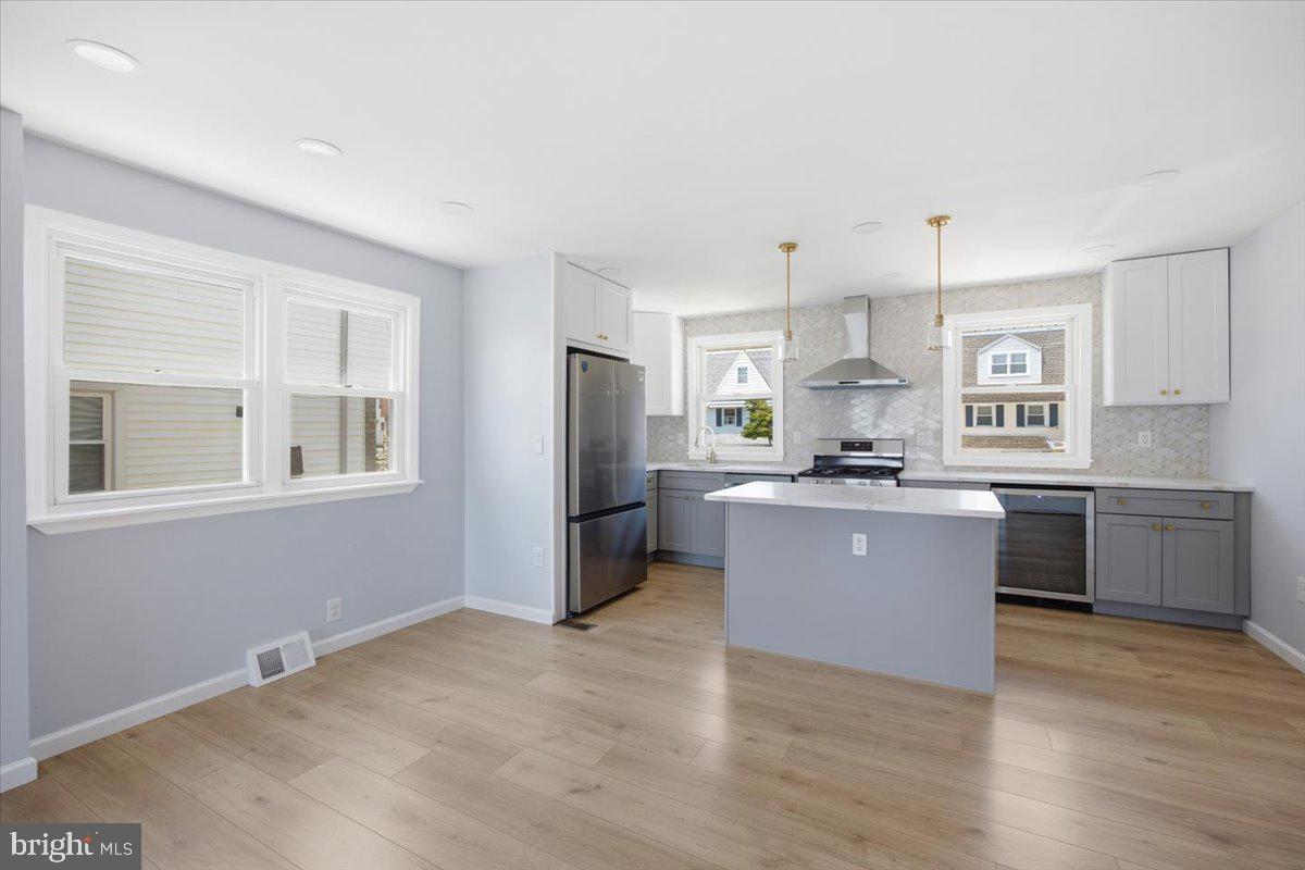 9955 Bridle Road Philadelphia, PA 19115 - Photo 10 of 36 Dining Room